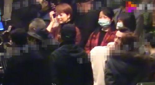 爆料明星吸烟视频播放,镜头背后隐藏的真相 第2张 爆料明星吸烟视频播放,镜头背后隐藏的真相 第2张